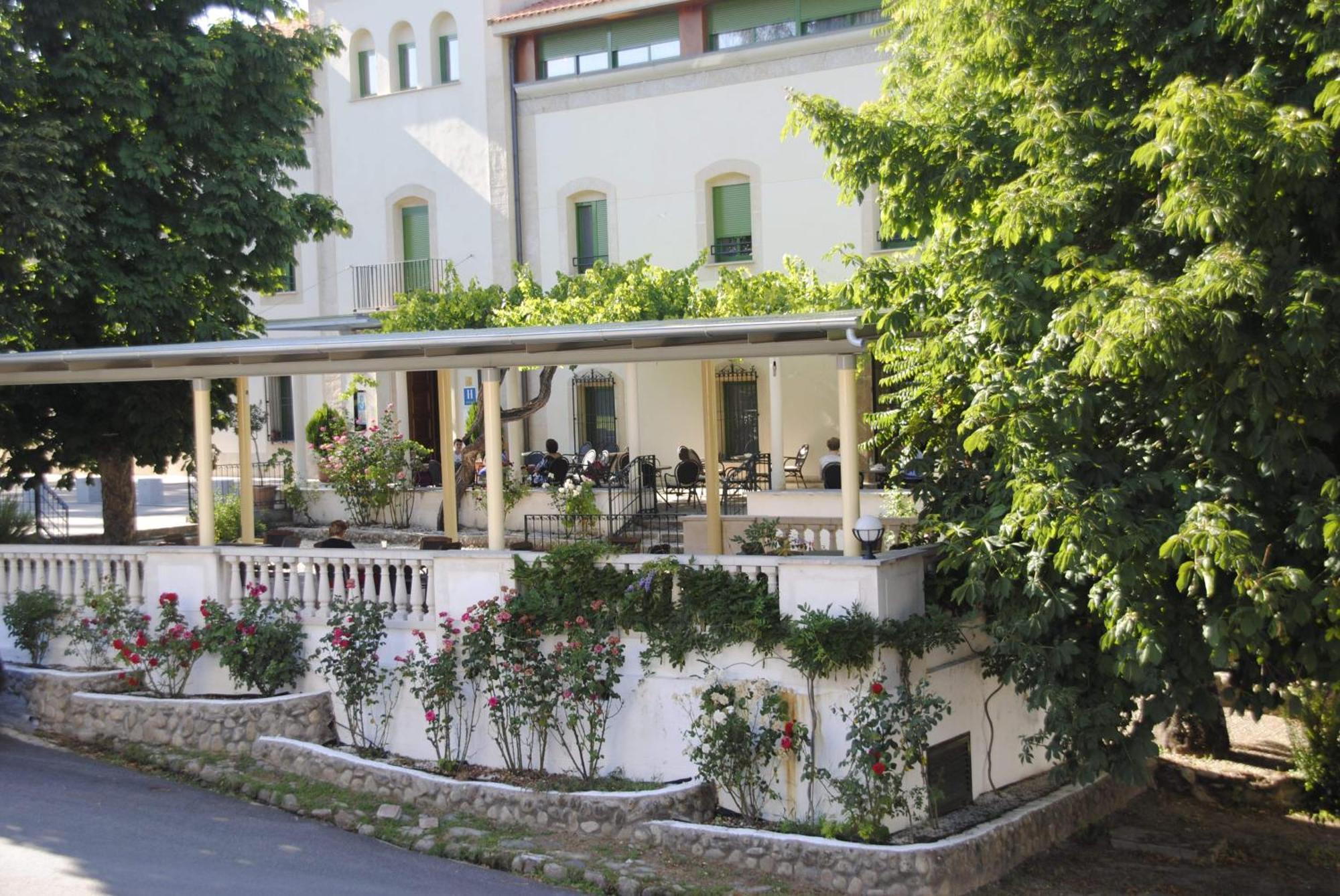 Salugral Termal Resort Хервас Экстерьер фото